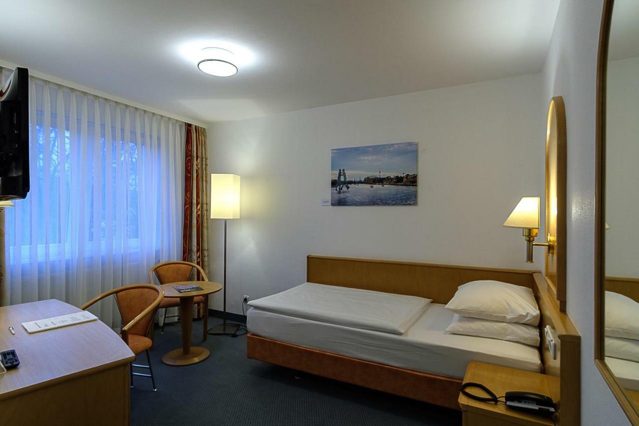 Rheinsberg Am See Hotel - Berlin — Photos 2